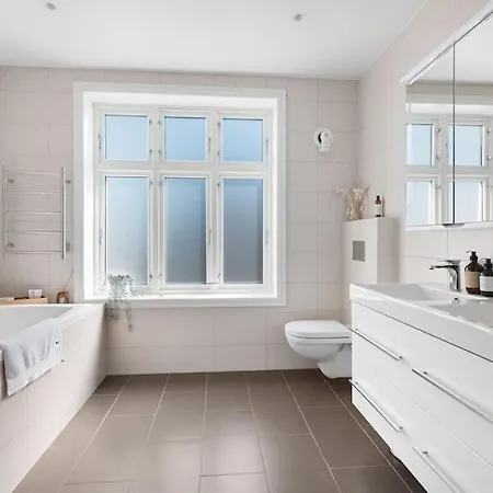 Sentrumsnaer Enebolig Pa Storhaug * Stavanger